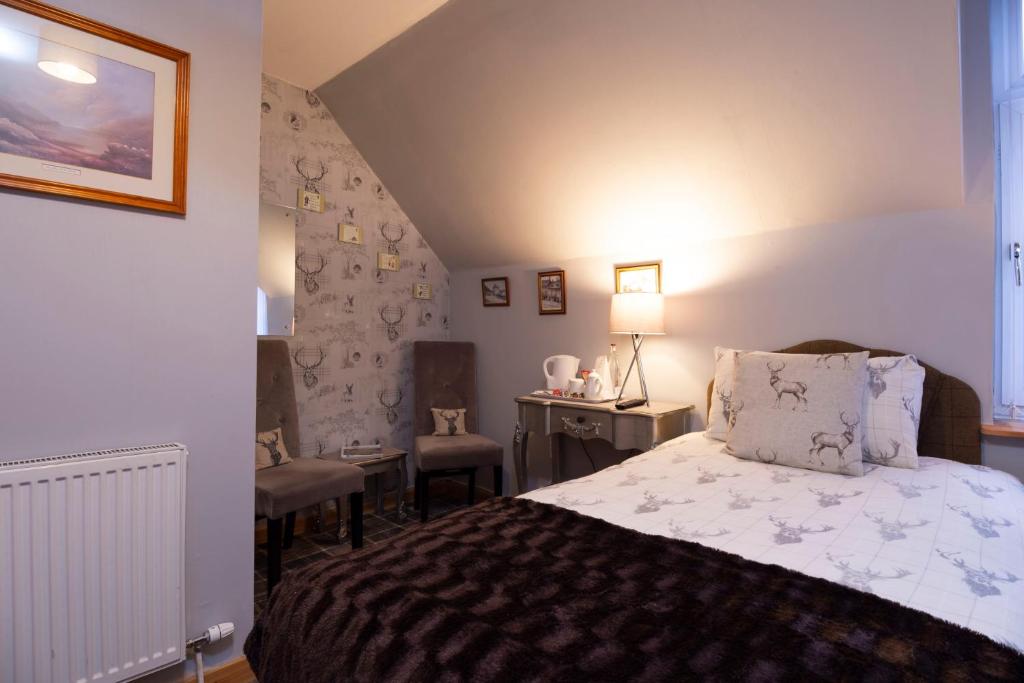 Fairfield Villa room 1